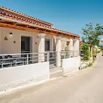 아파트 Koul House 레프킴미