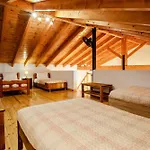 Koul House 아파트 *