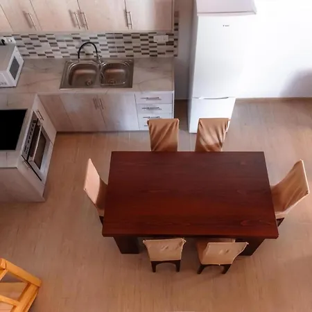 Koul House Apartment *