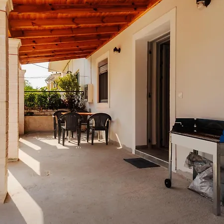 Koul House Apartment *