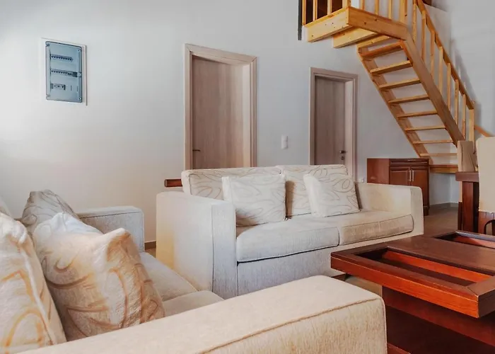 Koul House * Lefkímmi