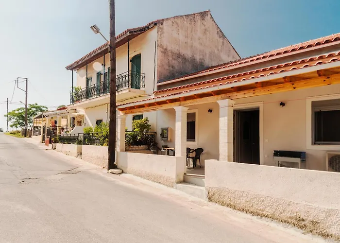 Koul House Apartmán Lefkímmi